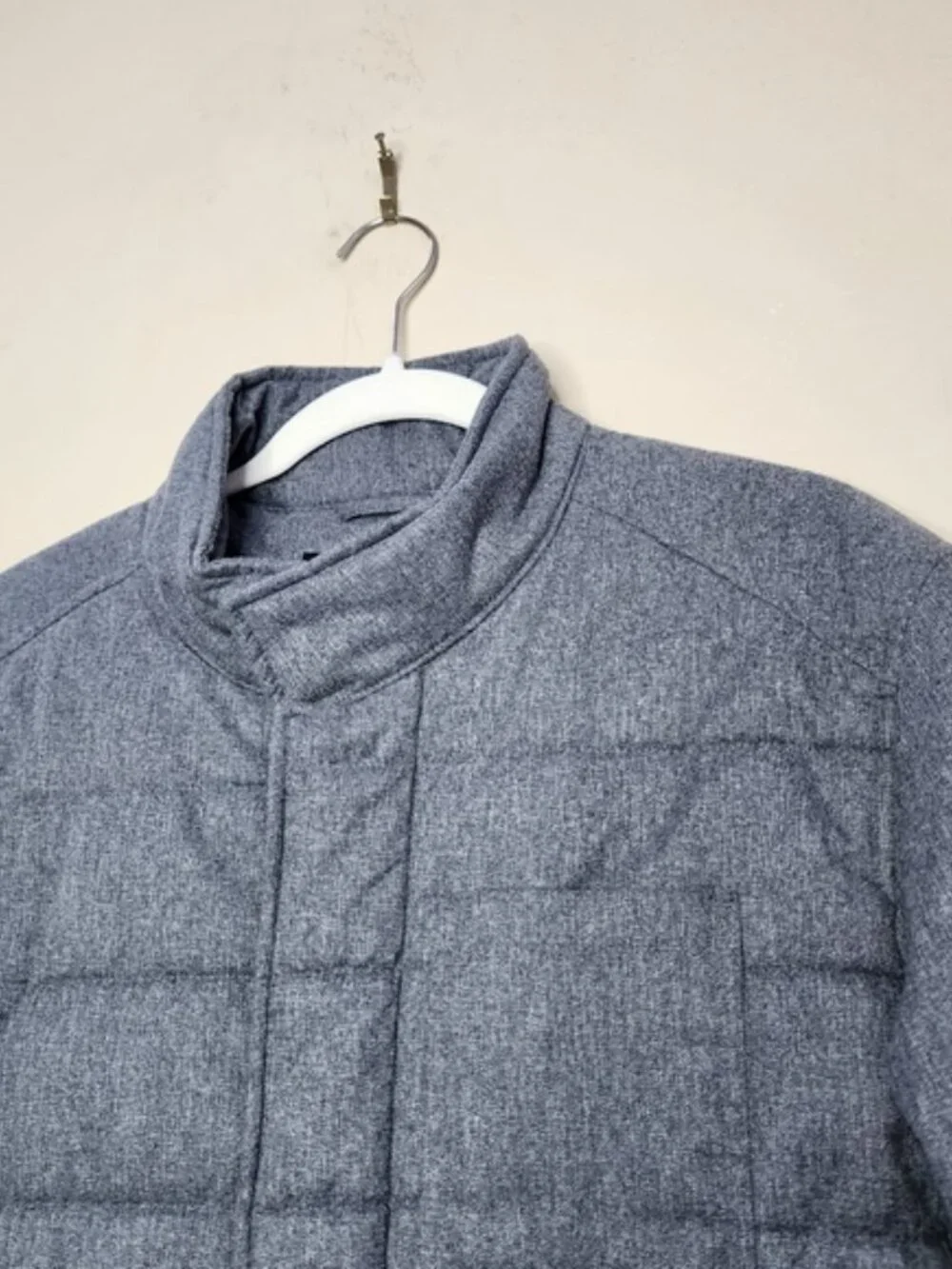 NWT Men’s Banana Republic Grey Quilted Puffer Jacket Size medium